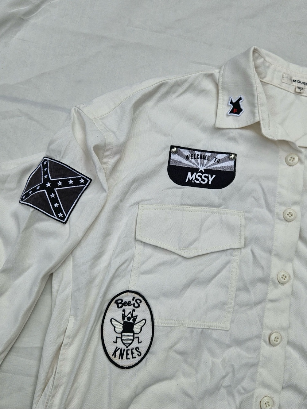 Moussy Patch Button Up - Picture 3 of 16
